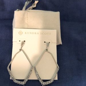 New Kendra Scott Nell Earrings